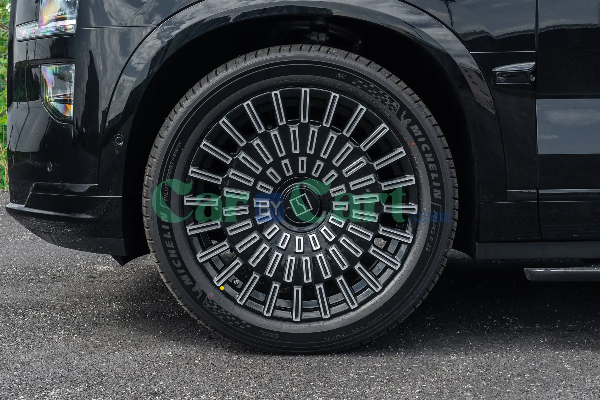 Forging with four piston calipers 22inch