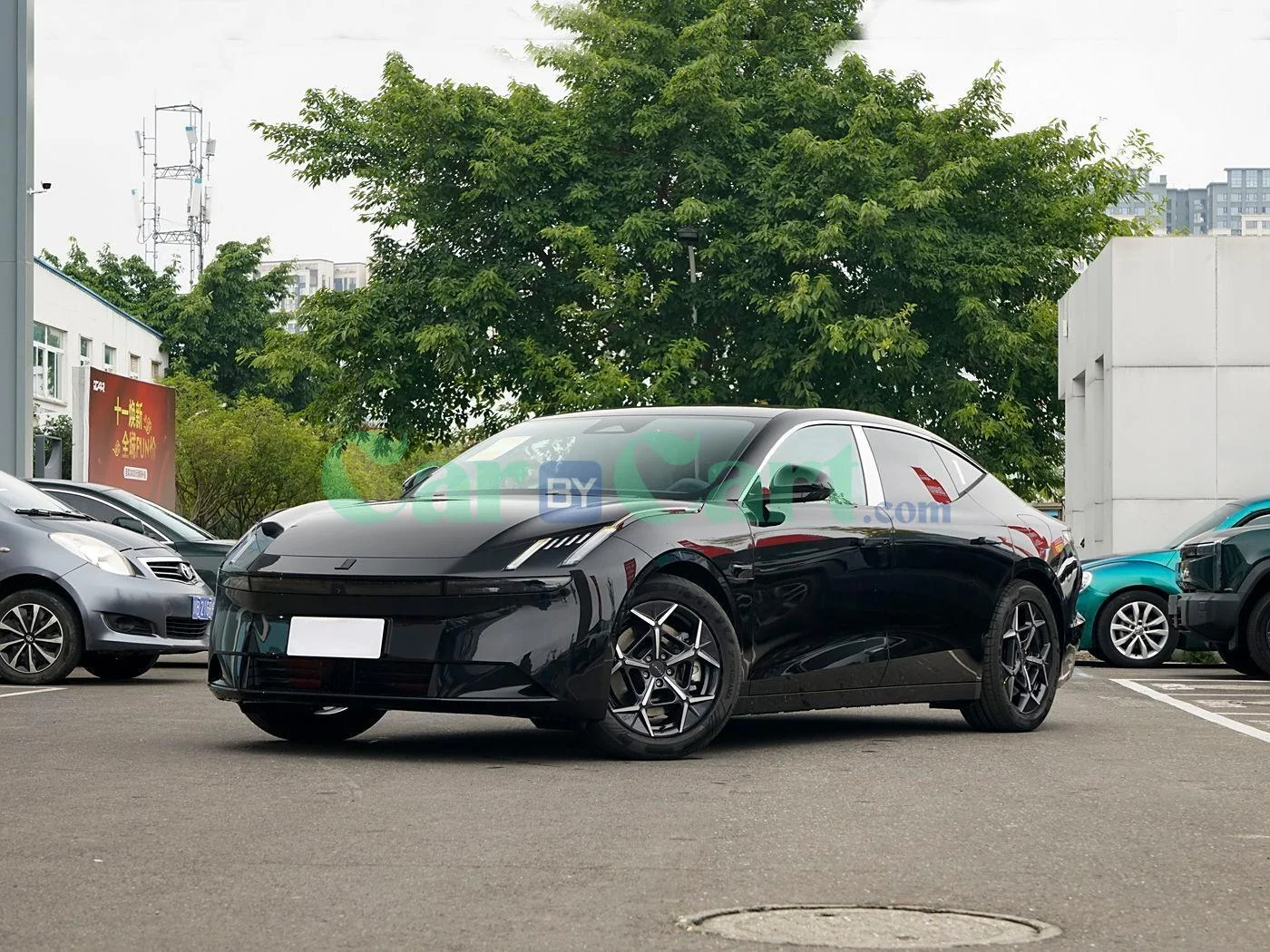 LYNK&CO Z10 STARBUFF 2025