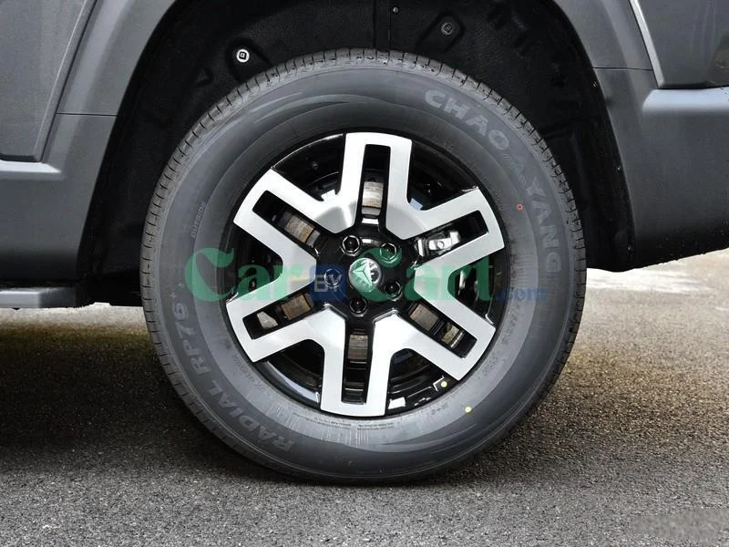 255/65 R18 HT 18inch