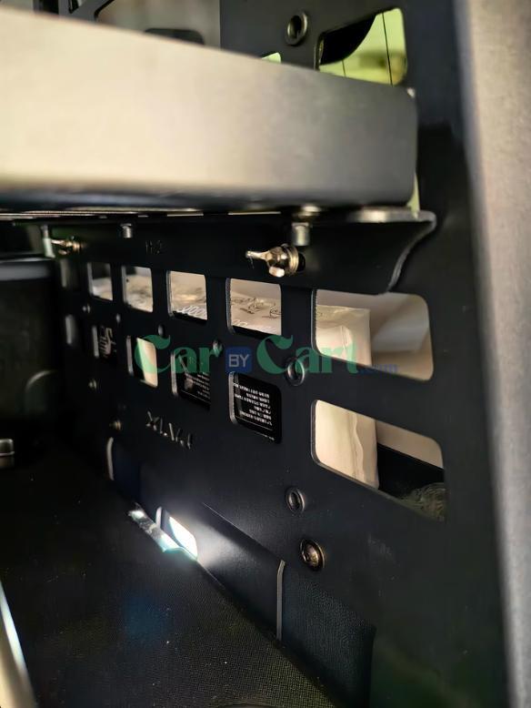 Formula Leopard 5 trunk storage rack