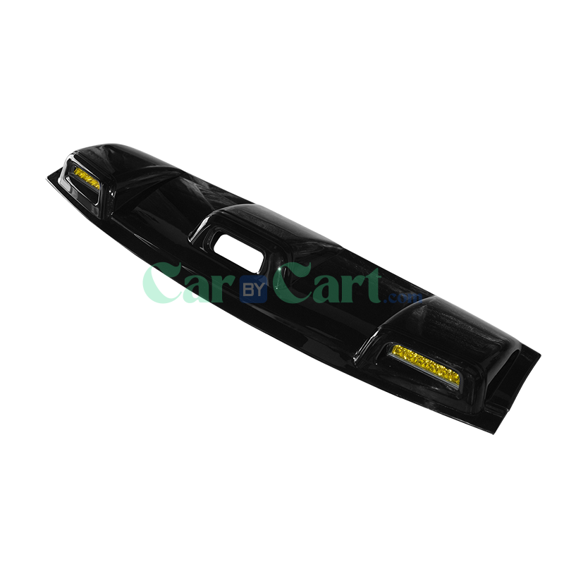 Leopard 8  accessories set outside