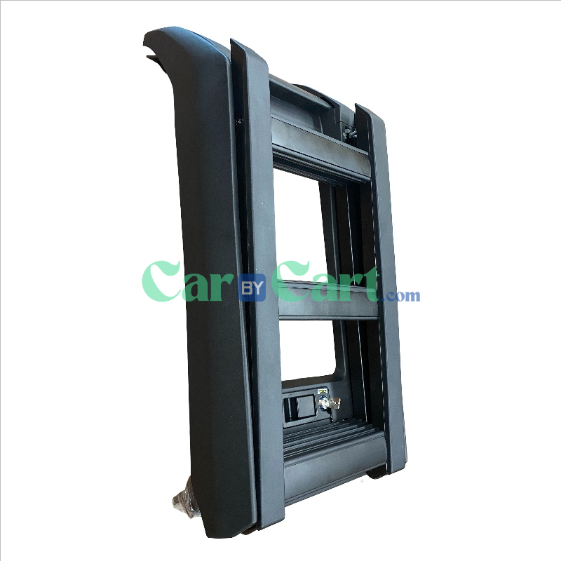 Leopard 5  accessories set outside