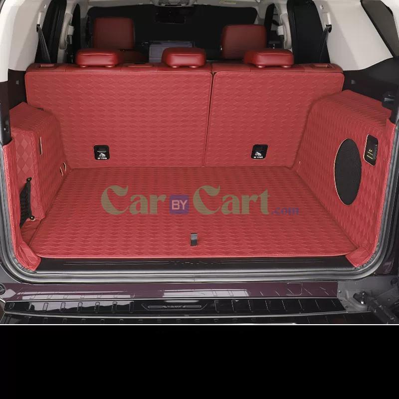 TANK 400 accessories set inside