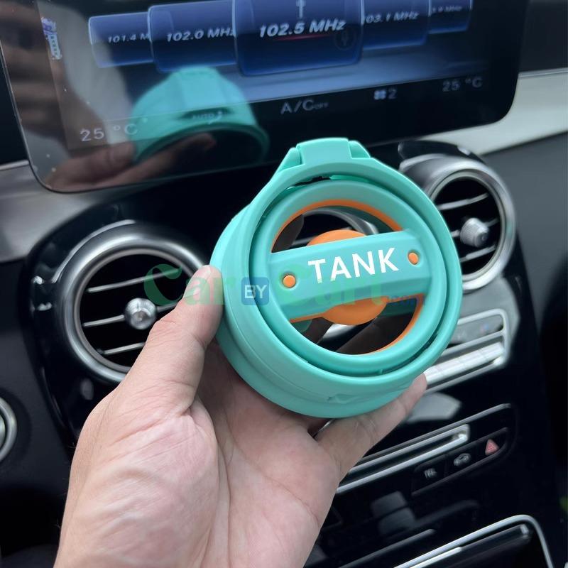 2025 TANK 300 car cup holder