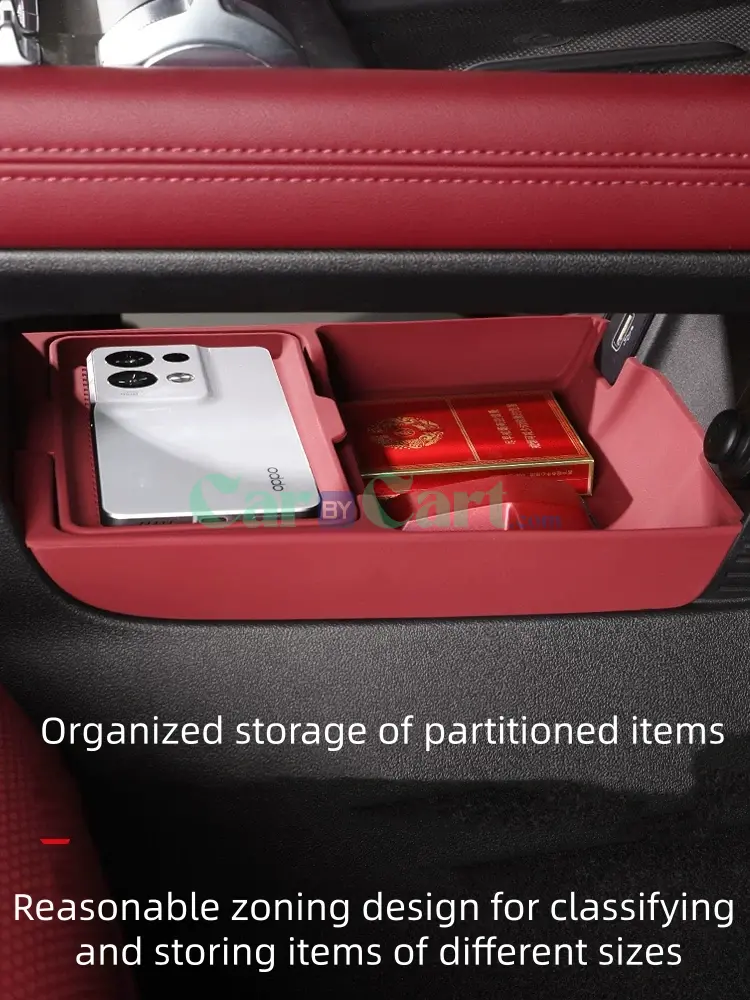 2025 TANK 300 Storage box under the center console